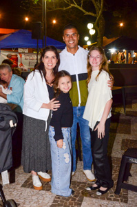 Filename=DSC_1209.jpg
Filesize=335KiB
Dimensions=636x960
Date added=Jul 21, 2024 DSC_1209.jpg