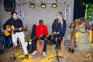 Filename=DSC_3680.jpg
Filesize=366KiB
Dimensions=960x636
Date added=Jun 13, 2024 DSC_3680.jpg