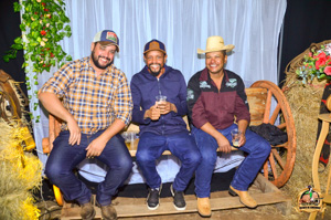 Filename=DSC_3709.jpg
Filesize=383KiB
Dimensions=960x636
Date added=Jun 13, 2024 DSC_3709.jpg