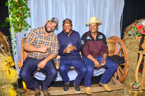 Filename=DSC_3710.jpg
Filesize=390KiB
Dimensions=960x636
Date added=Jun 13, 2024 DSC_3710.jpg