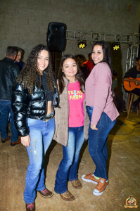 Filename=DSC_3721.jpg
Filesize=328KiB
Dimensions=636x960
Date added=Jun 13, 2024 DSC_3721.jpg