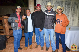 Filename=DSC_3851.jpg
Filesize=342KiB
Dimensions=960x636
Date added=Jun 13, 2024 DSC_3851.jpg