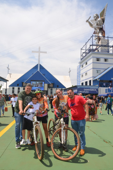 Filename=DSC_2286.jpg
Filesize=263KiB
Dimensions=636x960
Date added=Sep 30, 2025 DSC_2286.jpg