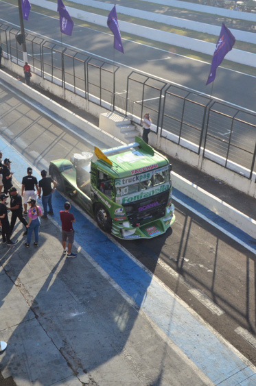 Filename=DSC_7062.jpg
Filesize=296KiB
Dimensions=636x960
Date added=Aug 19, 2025 DSC_7062.jpg