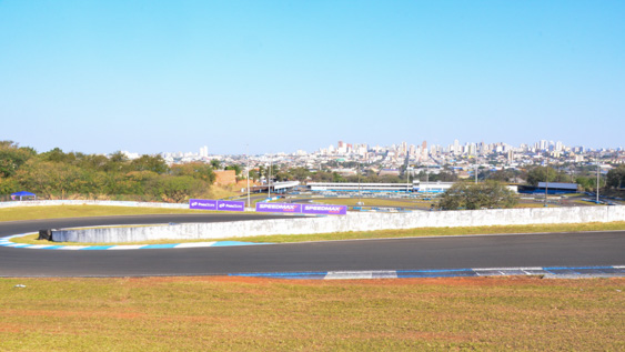 Filename=DSC_6969.jpg
Filesize=219KiB
Dimensions=960x540
Date added=Aug 19, 2025 DSC_6969.jpg