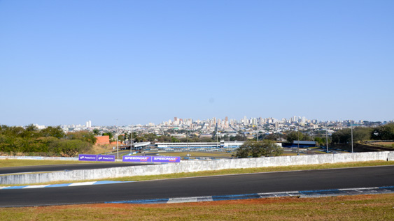 Filename=DSC_6970.jpg
Filesize=178KiB
Dimensions=960x540
Date added=Aug 19, 2025 DSC_6970.jpg