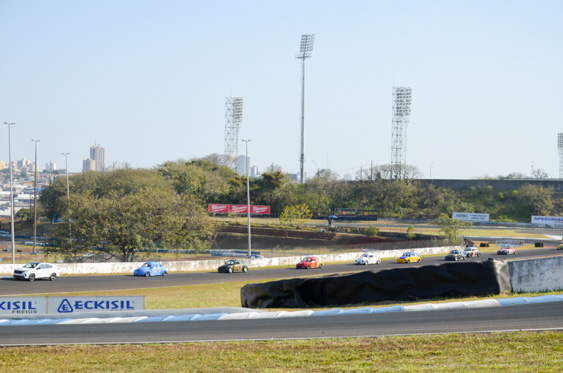 Filename=DSC_7008.jpg
Filesize=241KiB
Dimensions=960x636
Date added=Aug 19, 2025 DSC_7008.jpg