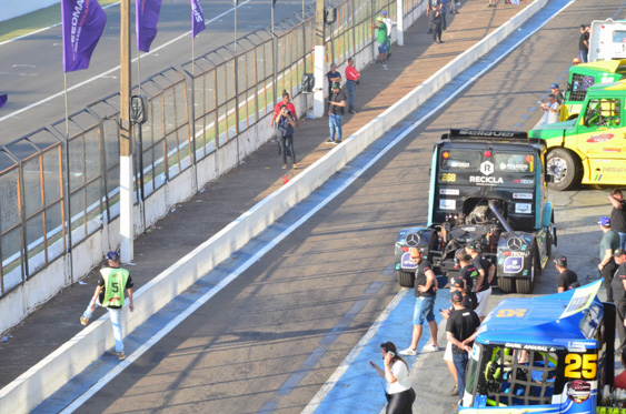 Filename=DSC_7076.jpg
Filesize=360KiB
Dimensions=960x636
Date added=Aug 19, 2025 DSC_7076.jpg