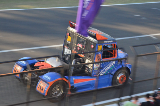 Filename=DSC_7084.jpg
Filesize=219KiB
Dimensions=960x636
Date added=Aug 19, 2025 DSC_7084.jpg