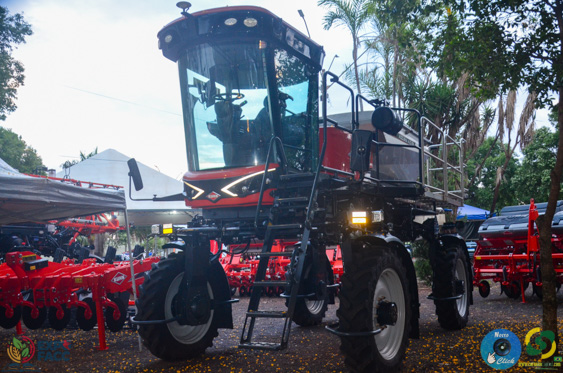 Filename=DSC_2375.jpg
Filesize=309KiB
Dimensions=960x636
Date added=Nov 17, 2025 DSC_2375.jpg