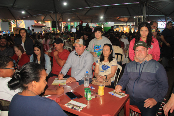 Filename=216.jpg
Filesize=310KiB
Dimensions=960x640
Date added=Aug 11, 2025 216.jpg