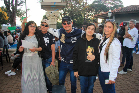 Filename=231.jpg
Filesize=359KiB
Dimensions=960x640
Date added=Aug 11, 2025 231.jpg