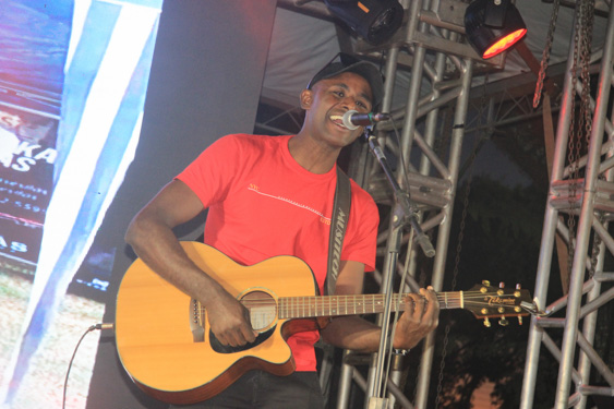 Filename=275.jpg
Filesize=275KiB
Dimensions=960x640
Date added=Aug 11, 2025 275.jpg