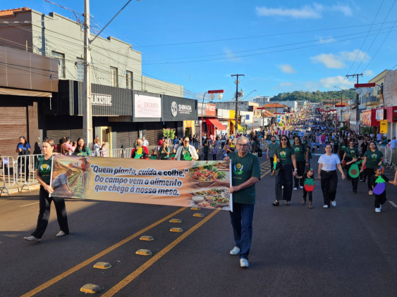 Desfile Comemorartivo - 01/05/2026 em Assai - Assai 94 Anos - Foto 10