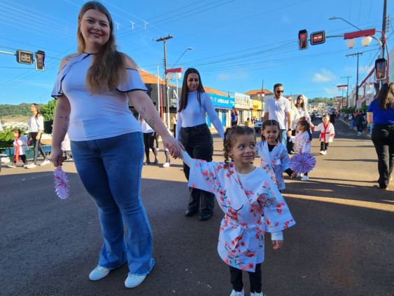 Desfile Comemorartivo - 01/05/2026 em Assai - Assai 94 Anos - Foto 26
