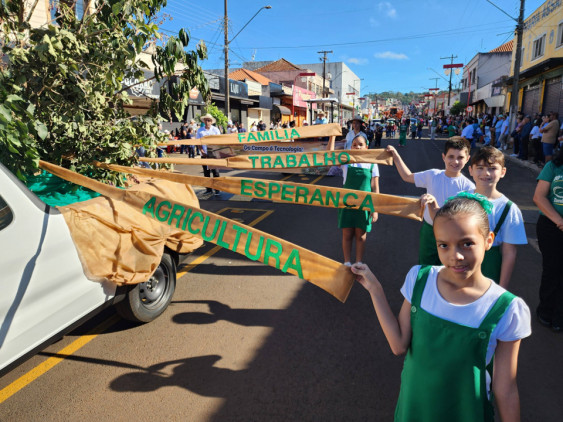 Desfile Comemorartivo - 01/05/2026 em Assai - Assai 94 Anos - Foto 98