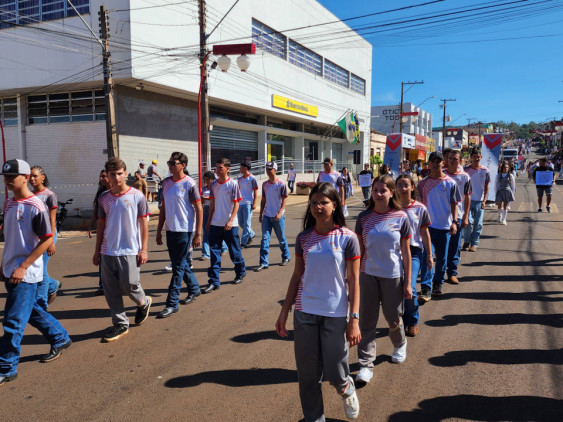 Desfile Comemorartivo - 01/05/2026 em Assai - Assai 94 Anos - Foto 173