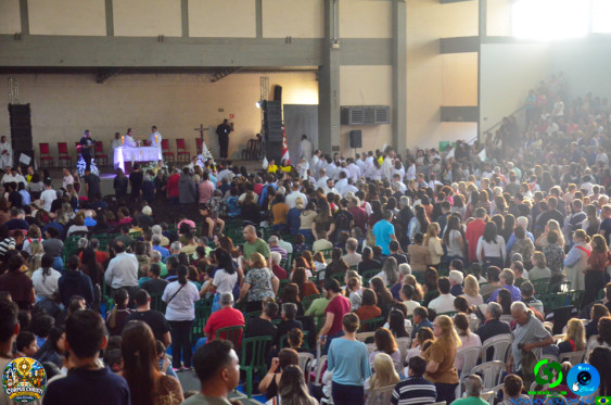Fieis em Cornelio Procopio - Procissao de Corpus Christi - Foto 7