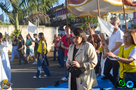 Fieis em Cornelio Procopio - Procissao de Corpus Christi - Foto 41