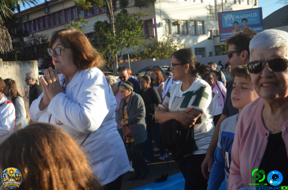 Fieis em Cornelio Procopio - Procissao de Corpus Christi - Foto 62