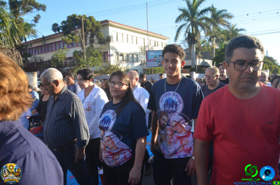 Fieis em Cornelio Procopio - Procissao de Corpus Christi - Foto 66