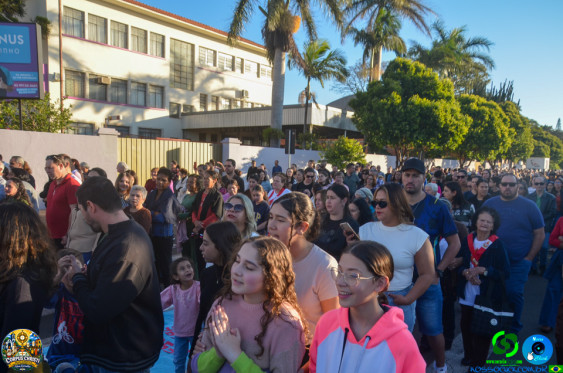 Fieis em Cornelio Procopio - Procissao de Corpus Christi - Foto 105