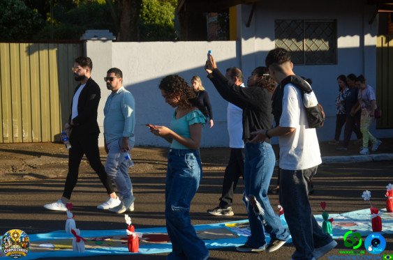Fieis em Cornelio Procopio - Procissao de Corpus Christi - Foto 145