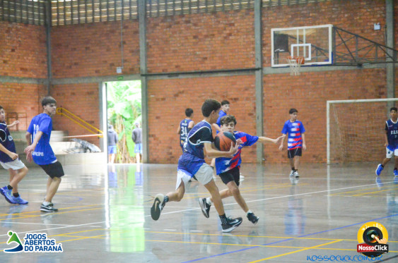 Basquete - 16/05 em Cornelio Procopio - Jogos Abertos do Parana - Foto 46