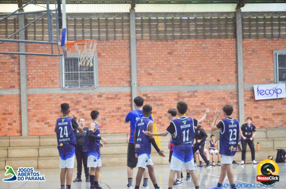 Basquete - 16/05 em Cornelio Procopio - Jogos Abertos do Parana - Foto 79