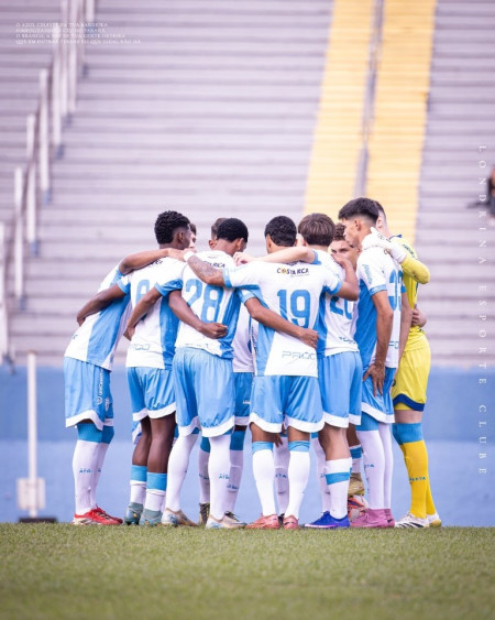  em Londrina - Londrina Campeao 2 Divisao Sub 20 Paranaense - Foto 1