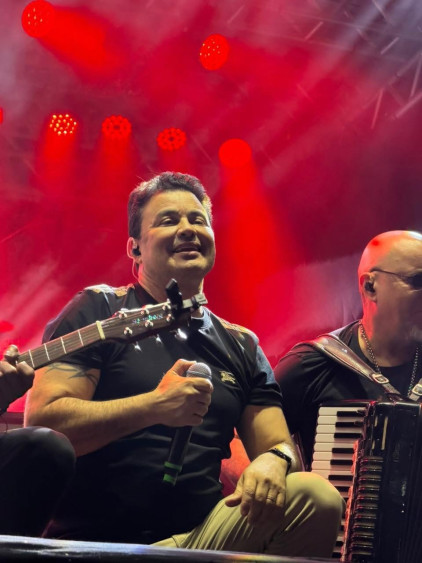 Rick e Renner em Ibipora - Festa Junina de Ibipora - Foto 8